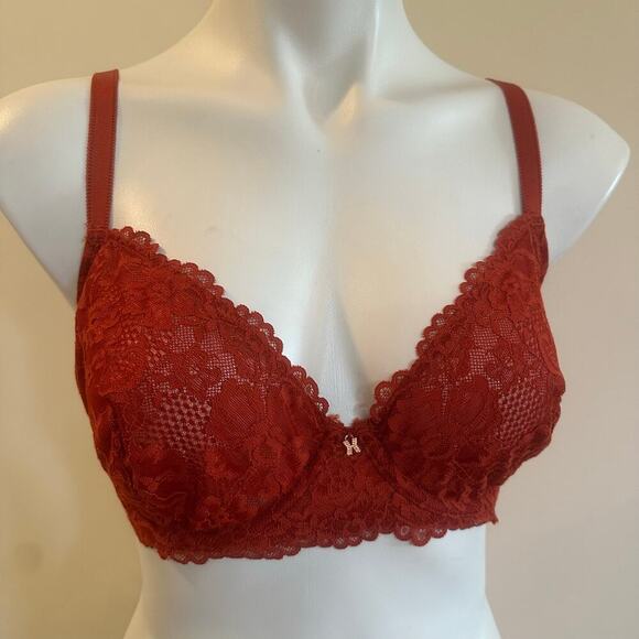 Savage X Fenty Other - Savage x Fenty Lace Demi Spacer Bra sz 32DDD